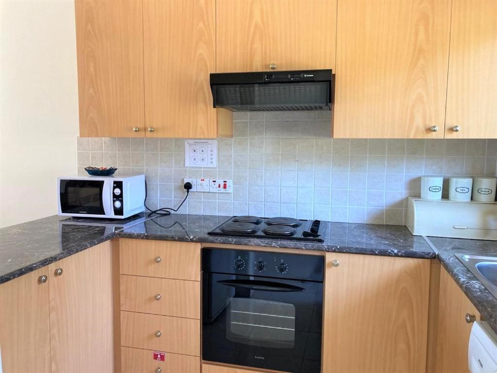 Sirena Olympia Apartment 40 パ フォス エクステリア 写真